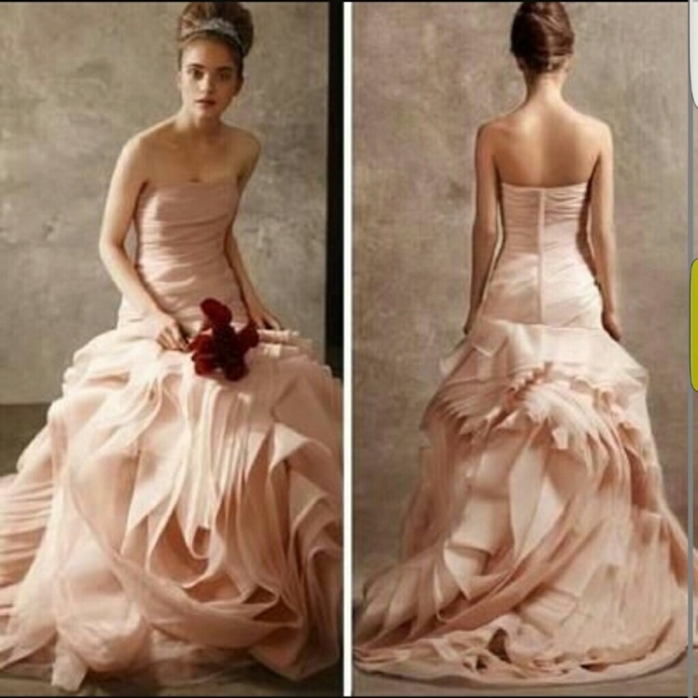 Vera Wang Organza Trumpet Wedding Dress